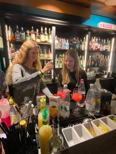 Mocktails mixen im Jokers