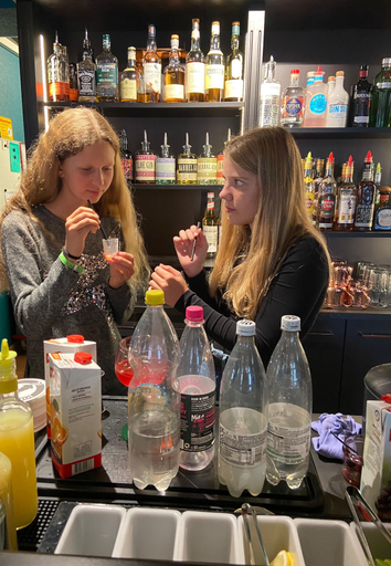 Mocktails mixen im Jokers