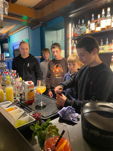 Mocktails mixen im Jokers
